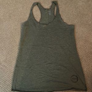 Hylete tank